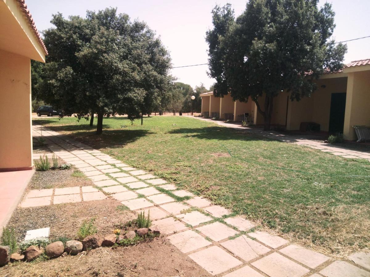 Nuraghe Ruiu Camping & Bungalow Norbello Eksteriør billede